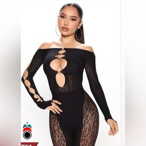 Fashion Nova Lace Off-Shoulder Body Suit